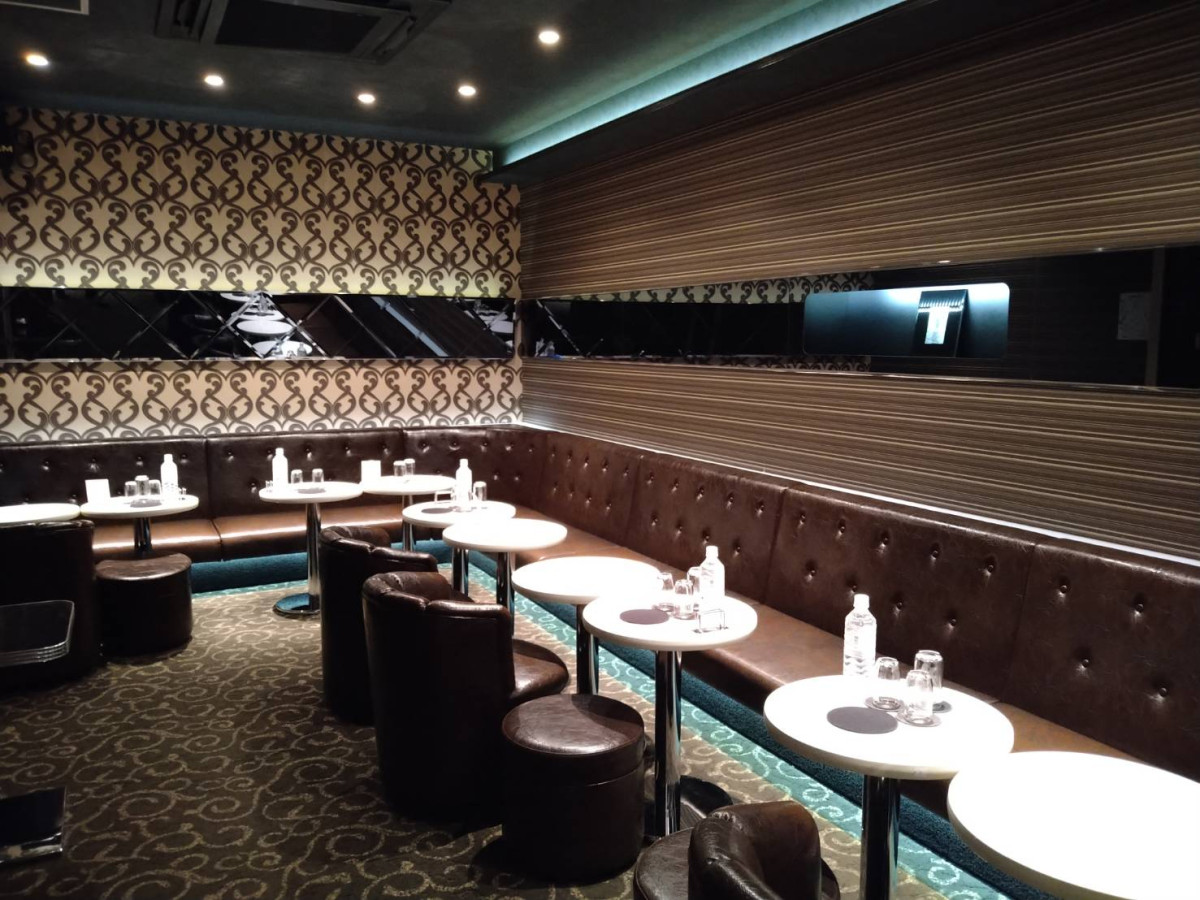 店内イメージスライダー-1